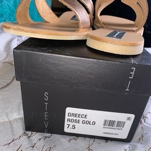 STEVE MADDEN SANDALS